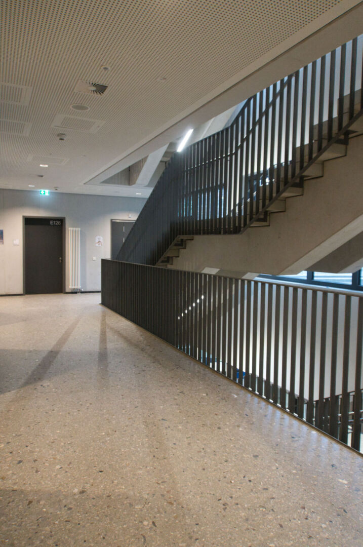 Betonwerkstein Königin Luise Schule Köln Betonwerkstein Königin Luise Schule Köln